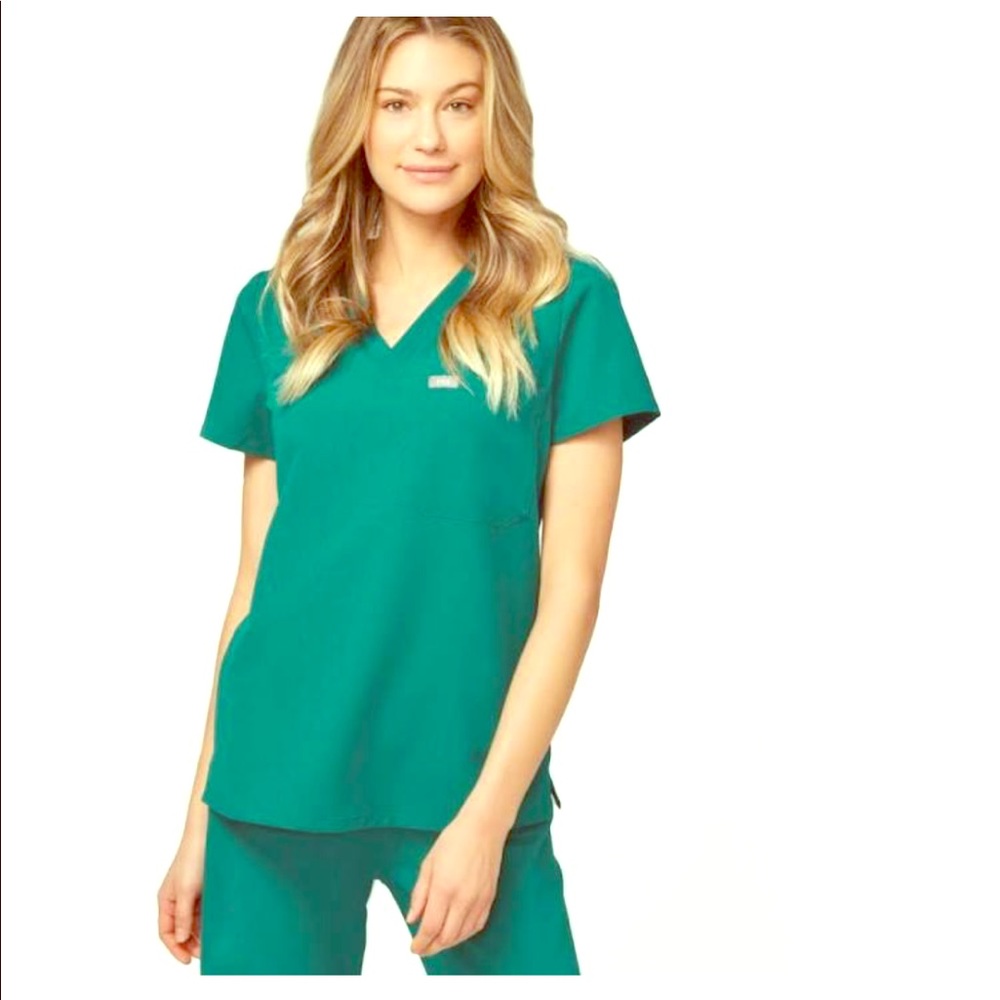 Hunter Green Catarina Scrub Top & Livingston Pant.